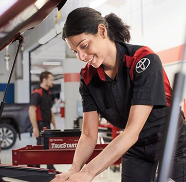 Service Center | Fort Wayne Toyota in Fort Wayne IN