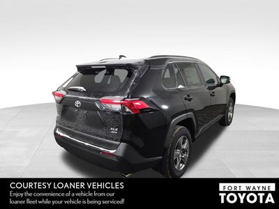 2025 Toyota RAV4 XLE