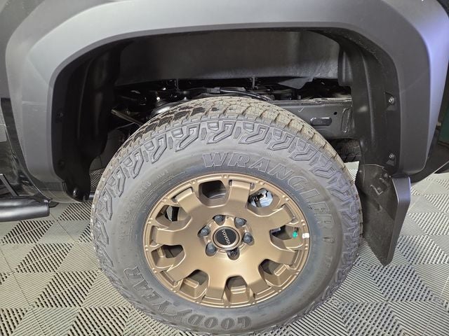 2026 Toyota Tacoma i-FORCE MAX Trailhunter