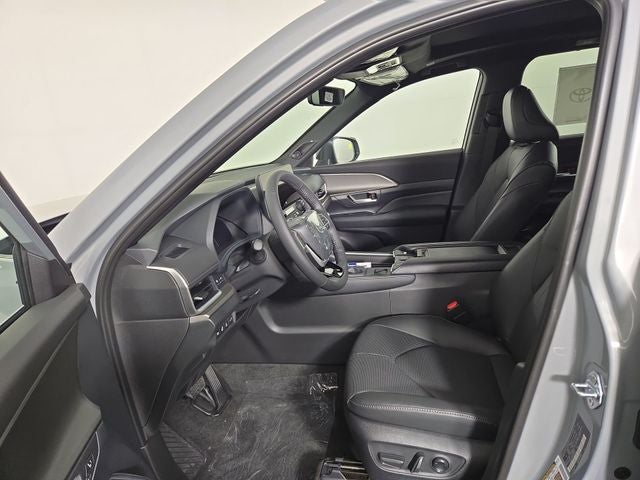 2026 Toyota Grand Highlander Hybrid Hybrid Nightshade