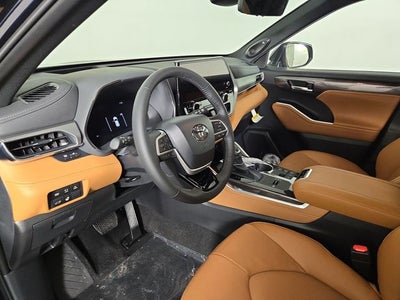 2026 Toyota Highlander Hybrid Hybrid Platinum