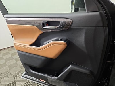 2026 Toyota Highlander Hybrid Hybrid Platinum