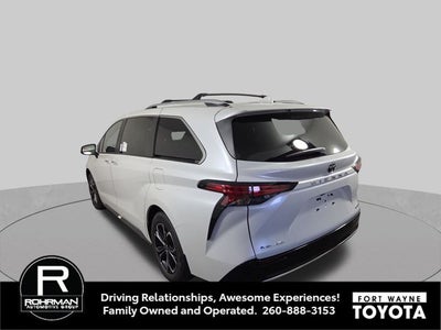 2026 Toyota Sienna Platinum