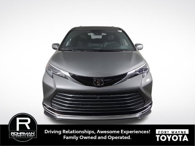 2026 Toyota Sienna Platinum