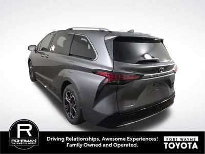 2026 Toyota Sienna Platinum