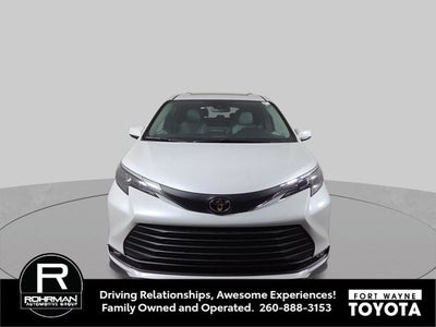 2026 Toyota Sienna XLE