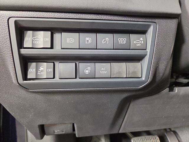 2026 Toyota Tundra i-FORCE MAX Platinum i-FORCE MAX