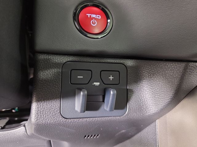 2026 Toyota Tundra i-FORCE MAX Platinum i-FORCE MAX