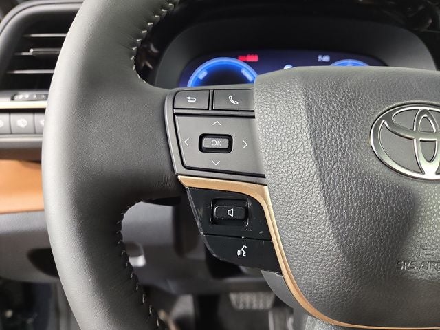 2026 Toyota Toyota Crown Signia XLE