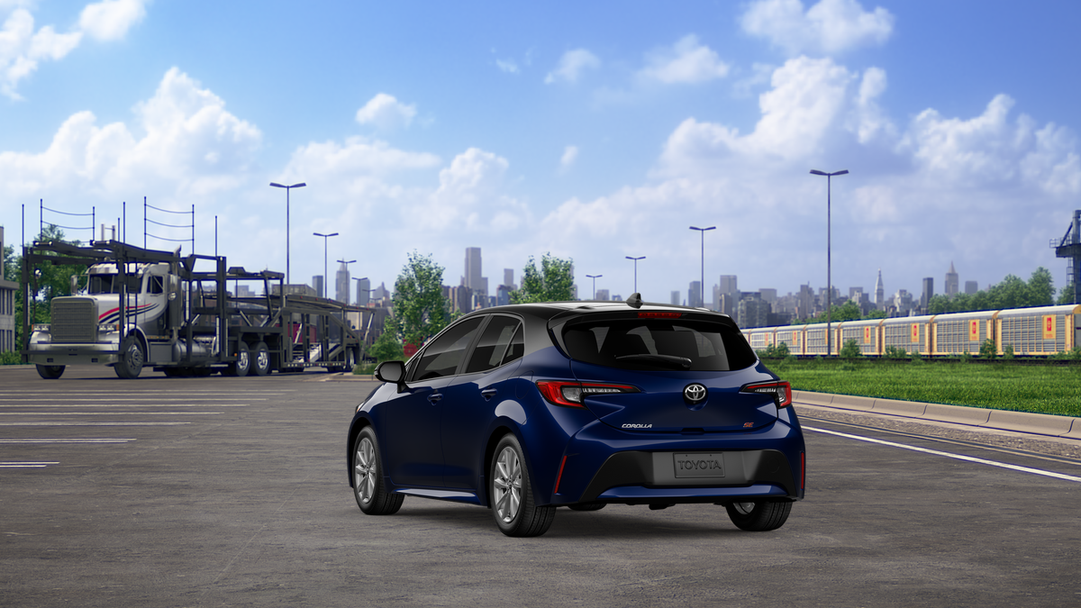 2027 Toyota Corolla Hatchback SE