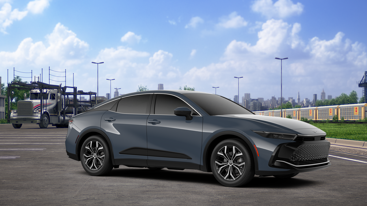 2026 Toyota Toyota Crown XLE