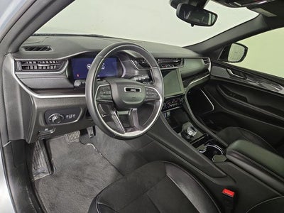 2022 Jeep Grand Cherokee Altitude