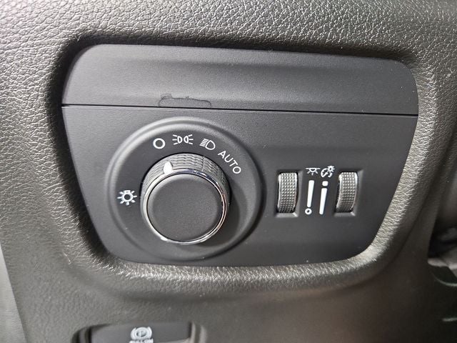 2022 Jeep Grand Cherokee Altitude