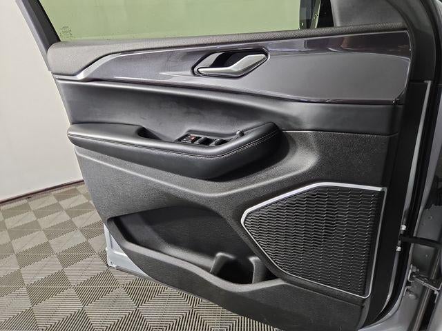 2022 Jeep Grand Cherokee Altitude