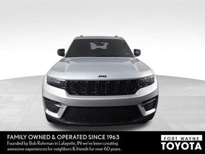 2022 Jeep Grand Cherokee Altitude