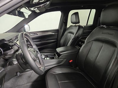 2022 Jeep Grand Cherokee Overland