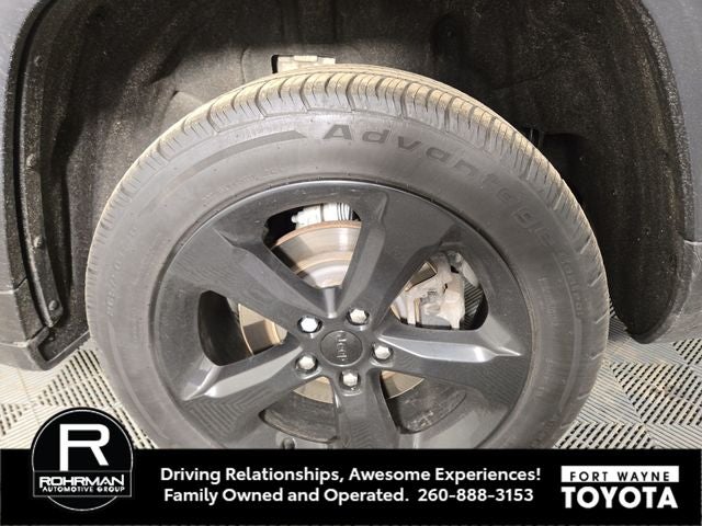 2022 Jeep Grand Cherokee L Altitude