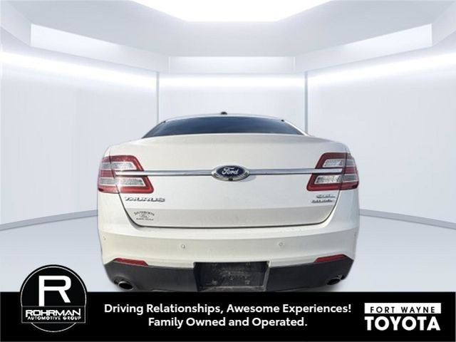 2015 Ford Taurus SEL