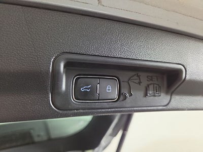 2020 Ford Explorer Base