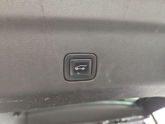 2021 Chevrolet Suburban RST