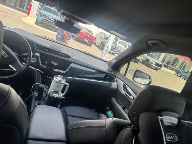 2023 Cadillac XT6 Premium Luxury