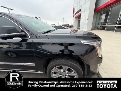 2018 Cadillac Escalade Platinum Edition