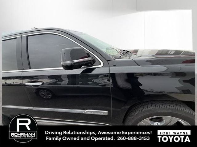 2018 Cadillac Escalade Platinum Edition