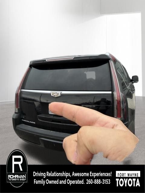 2018 Cadillac Escalade Platinum Edition