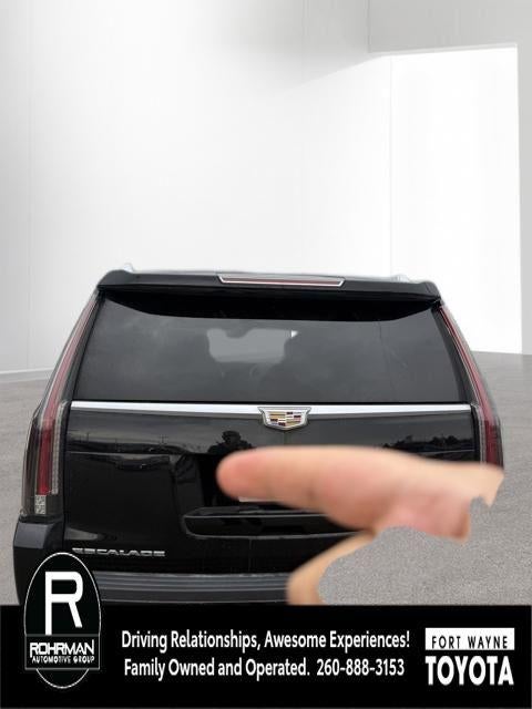 2018 Cadillac Escalade Platinum Edition