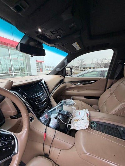 2018 Cadillac Escalade Platinum Edition