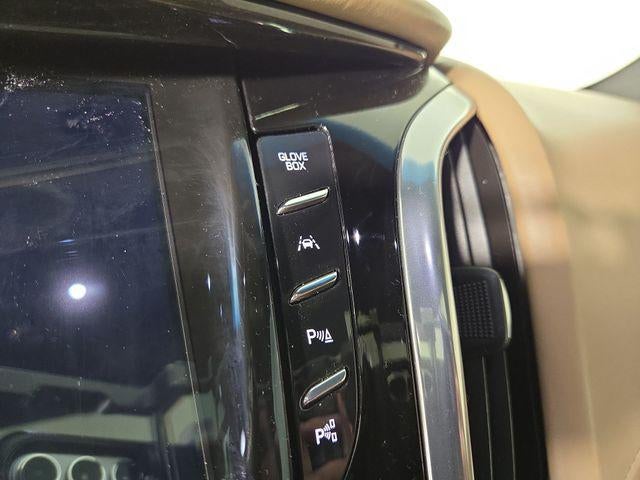 2018 Cadillac Escalade Platinum Edition