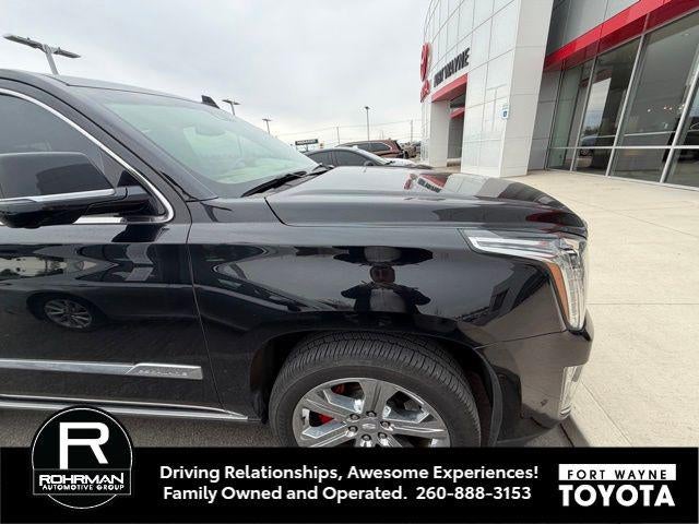 2018 Cadillac Escalade Platinum Edition