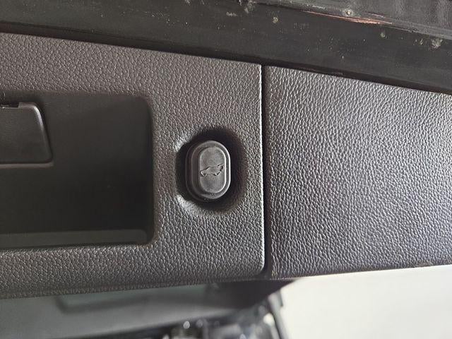 2019 Cadillac Escalade Platinum Edition