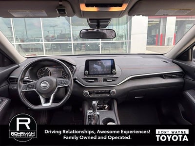 2022 Nissan Altima 2.5 SR