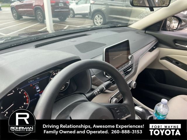 2023 Nissan Altima 2.5 SV