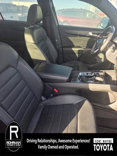 2024 Volkswagen Atlas Cross Sport 2.0T SEL R-Line