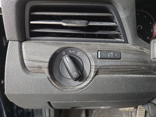 2021 Volkswagen Passat 2.0T R-Line