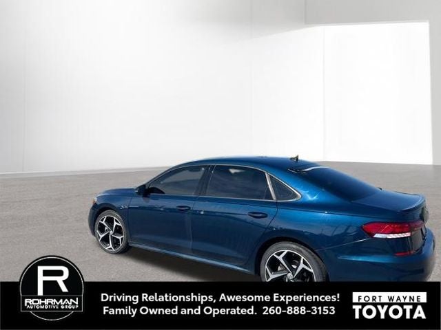2021 Volkswagen Passat 2.0T R-Line