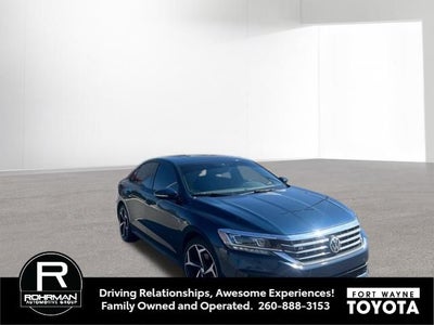 2021 Volkswagen Passat 2.0T R-Line