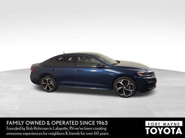 2021 Volkswagen Passat 2.0T R-Line
