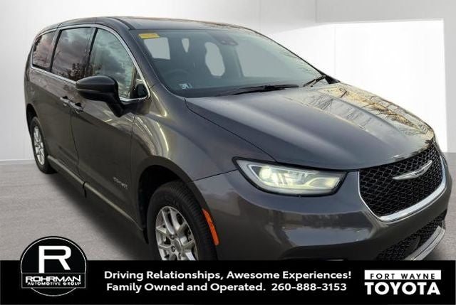 2023 Chrysler Pacifica Touring L