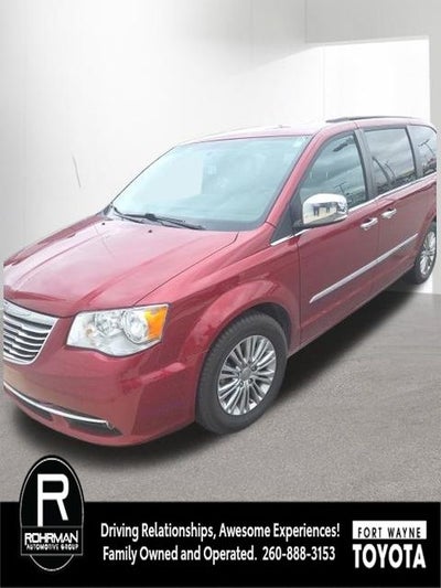 2016 Chrysler Town & Country Touring-L