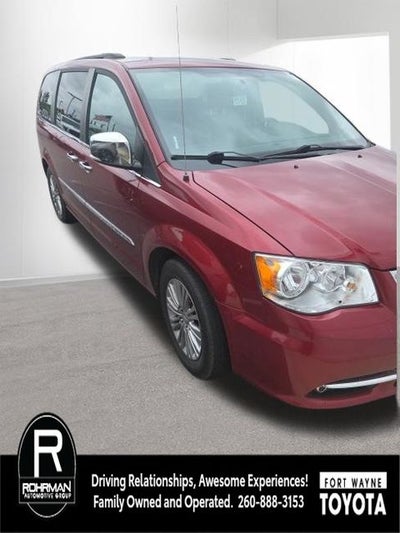 2016 Chrysler Town & Country Touring-L