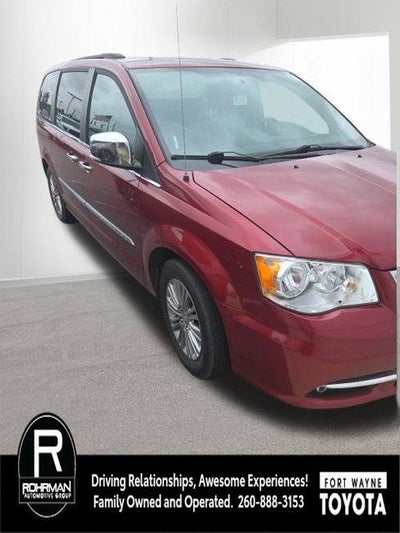 2016 Chrysler Town & Country Touring-L
