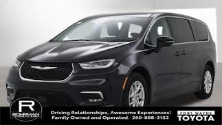 2023 Chrysler Pacifica Hybrid Touring L