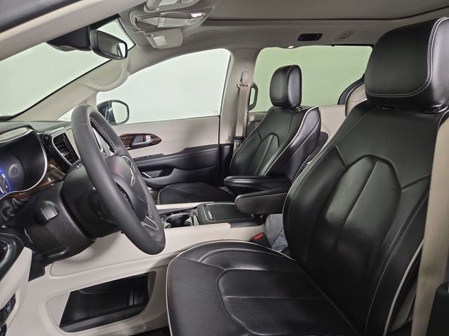 2024 Chrysler Pacifica Limited - Photo 13