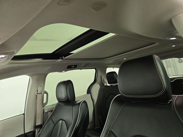 2024 Chrysler Pacifica Limited - Photo 31