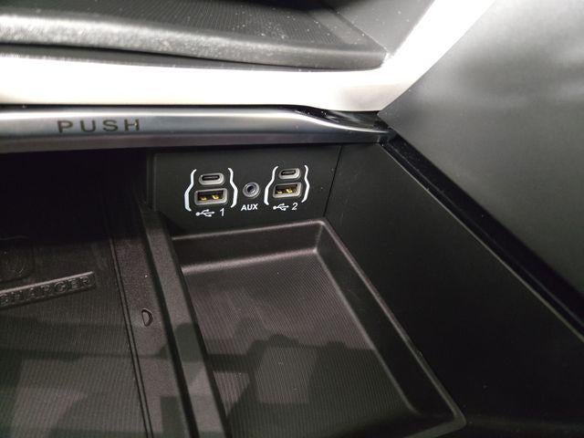 2024 Chrysler Pacifica Limited - Photo 60