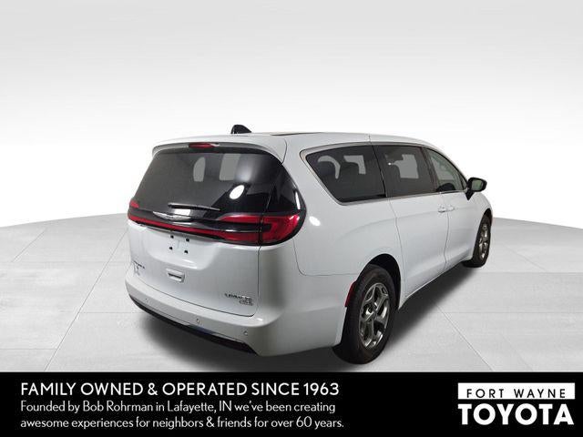 2024 Chrysler Pacifica Limited - Photo 41