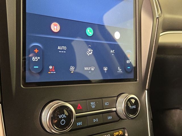 2024 Ford Edge Titanium - Photo 19
